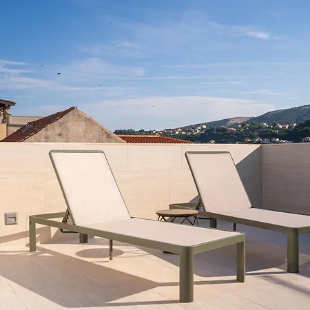 Golden Pearl Villa